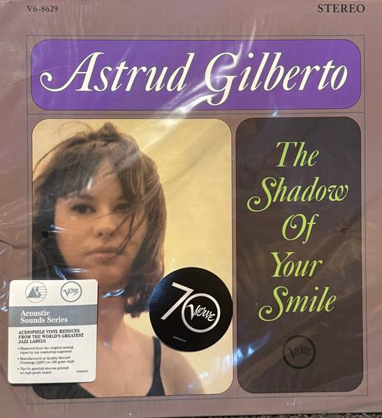 Astrud Gilberto – The Shadow Of Your Smile